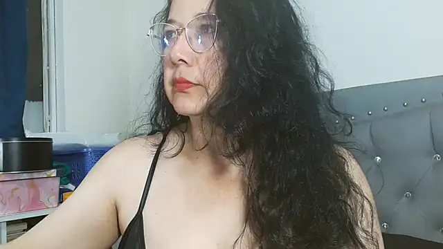 maturepriscila online show from 04.15.26