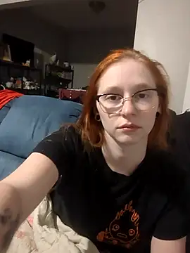 LilyFoxxx online show from 09.21.25