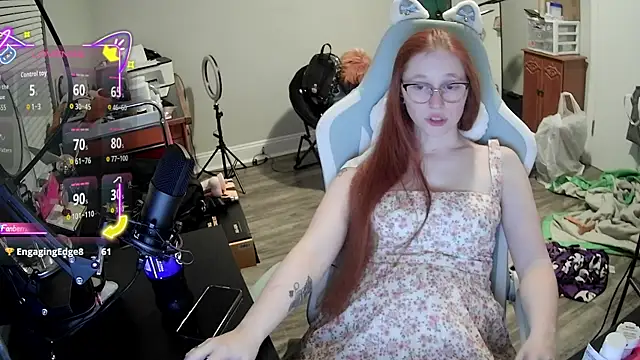 LilyFoxxx online show from 09.24.25