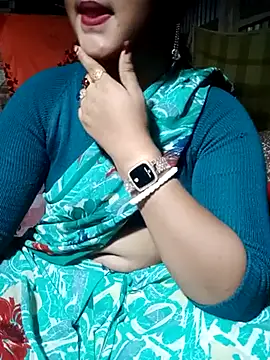 Snapshot of Super-Couple chatting on 03.05.25 Super-Couple online show from 03.05.25