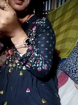 Snapshot of Super-Couple chatting on 03.10.25 Super-Couple online show from 03.10.25