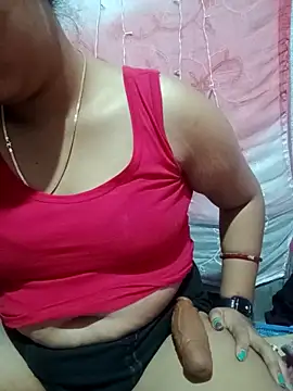 Snapshot of Super-Couple chatting on 11.05.25 Super-Couple online show from 11.05.25