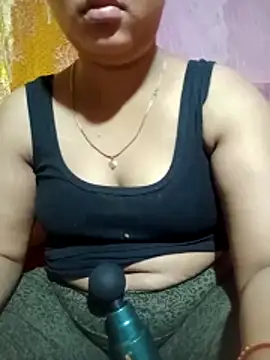 Snapshot of Super-Couple chatting on 04.15.26 Super-Couple online show from 04.15.26