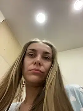 Snapshot of Burning_girlss chatting on 12.27.24 Burning girlss online show from 12.27.24