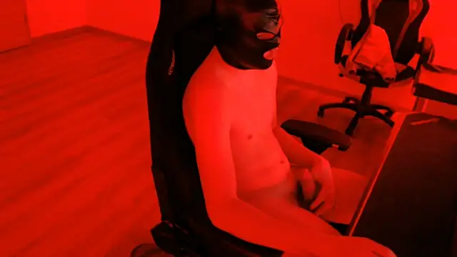 Snapshot of Georg1800 chatting on 02.14.26 Georg1800 online show from 02.14.26