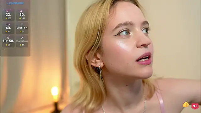 Snapshot of lolly_pie chatting on 02.28.25 lolly pie online show from 02.28.25