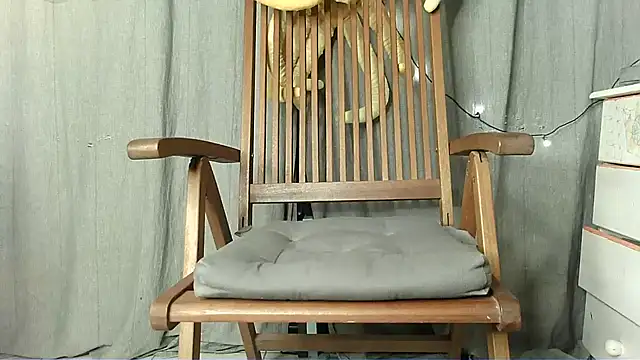 Skinnyshiny boy online show from 01.15.25