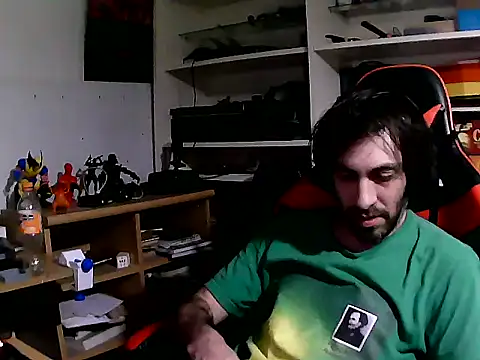 Snapshot of johnwood88 chatting on 11.15.25 johnwood88 online show from 11.15.25