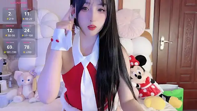 Snapshot of Unique-yiyi chatting on 12.24.24 Unique-yiyi online show from 12.24.24