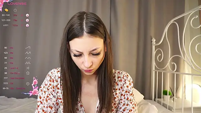 Snapshot of TayteHeston chatting on 02.08.25 TayteHeston online show from 02.08.25