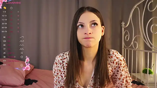 Snapshot of TayteHeston chatting on 02.21.25 TayteHeston online show from 02.21.25