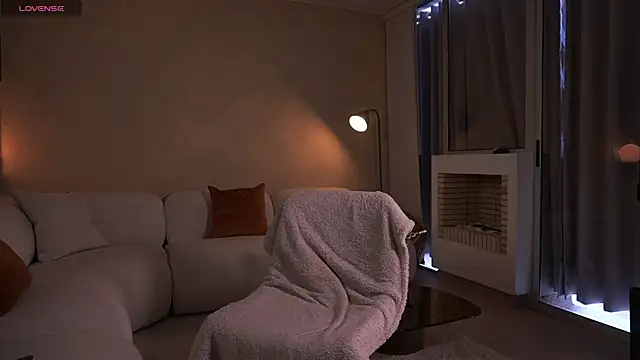 Snapshot of paulacora100 chatting on 03.16.25 paulacora100 online show from 03.16.25