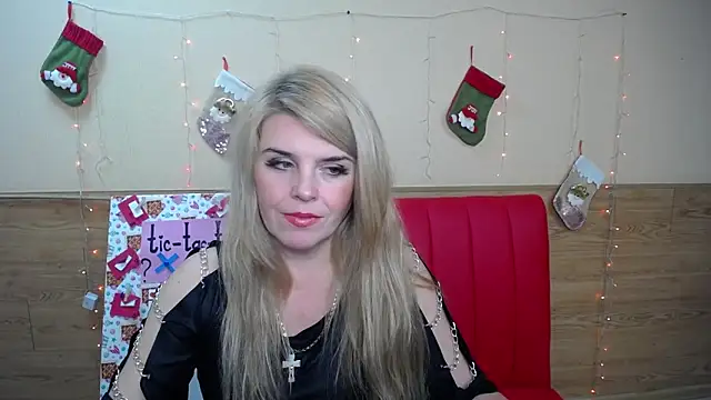 Snapshot of Julya_Barbi chatting on 01.14.25 Julya Barbi online show from 01.14.25