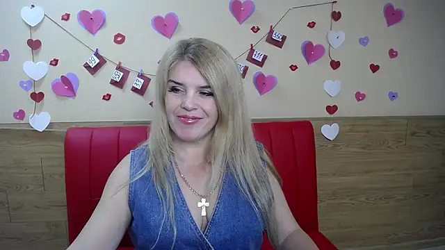 Snapshot of Julya_Barbi chatting on 02.10.25 Julya Barbi online show from 02.10.25