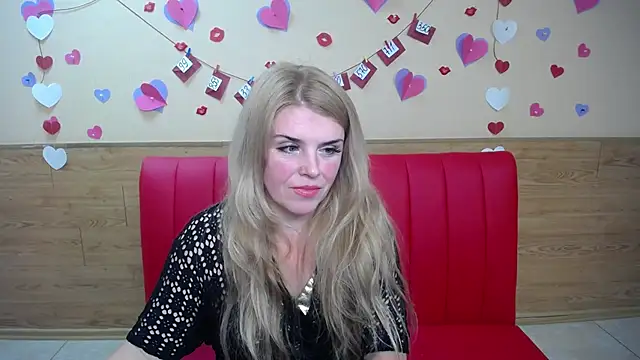 Snapshot of Julya_Barbi chatting on 03.20.25 Julya Barbi online show from 03.20.25