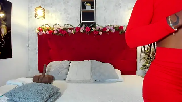 SilvannaFit online show from 10.31.25