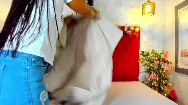 SilvannaFit online show from 12.20.25