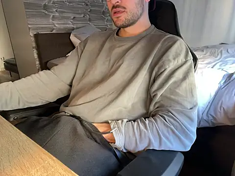 taallguyy 196 online show from 03.20.25