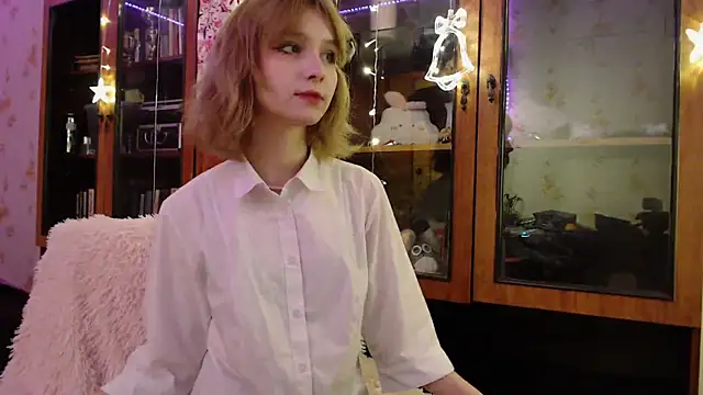 cloudgirrl online show from 01.07.25