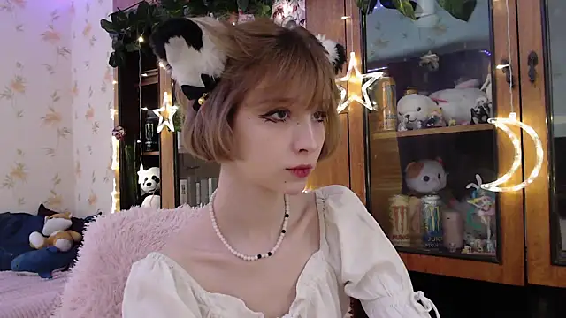 cloudgirrl online show from 03.01.25