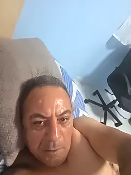 Snapshot of abdelhak33 chatting on 03.20.26 abdelhak33 online show from 03.20.26