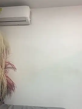 khloeblake online show from 02.08.25