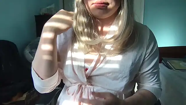 Jessica-Aine online show from 03.21.25