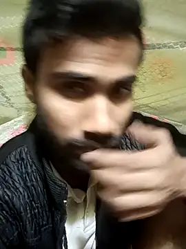 Snapshot of Skinny_Bigass_23 chatting on 01.27.25 Skinny Bigass 23 online show from 01.27.25