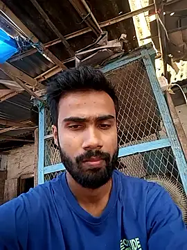 Snapshot of Skinny_Bigass_23 chatting on 11.10.25 Skinny Bigass 23 online show from 11.10.25