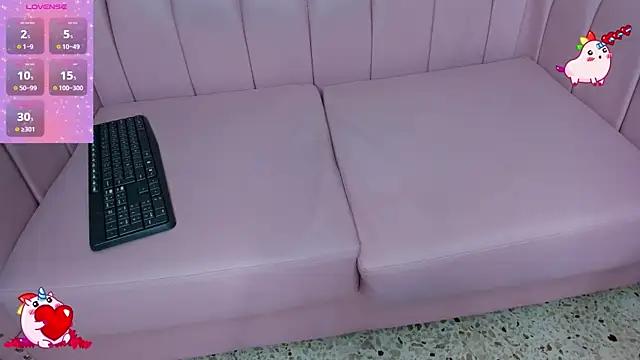 Aaliyah Salma online show from 01.17.25