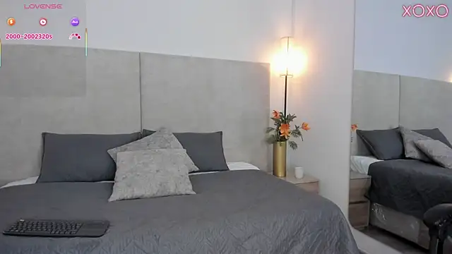 Saori newman online show from 04.01.26