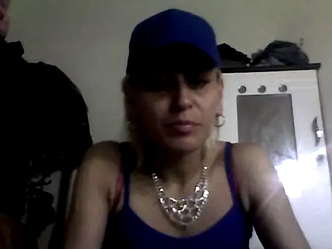 Snapshot of ariana_crazzy chatting on 02.20.25 ariana crazzy online show from 02.20.25