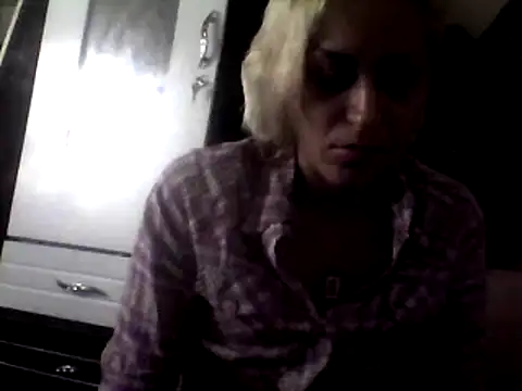 Snapshot of ariana_crazzy chatting on 02.22.25 ariana crazzy online show from 02.22.25