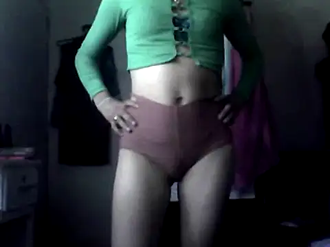 Snapshot of ariana_crazzy chatting on 03.07.25 ariana crazzy online show from 03.07.25