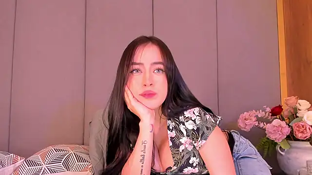 ArwenMuse online show from 03.20.25