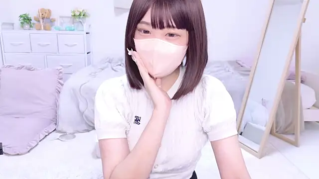 Snapshot of aki_zzz chatting on 03.02.25 aki zzz online show from 03.02.25