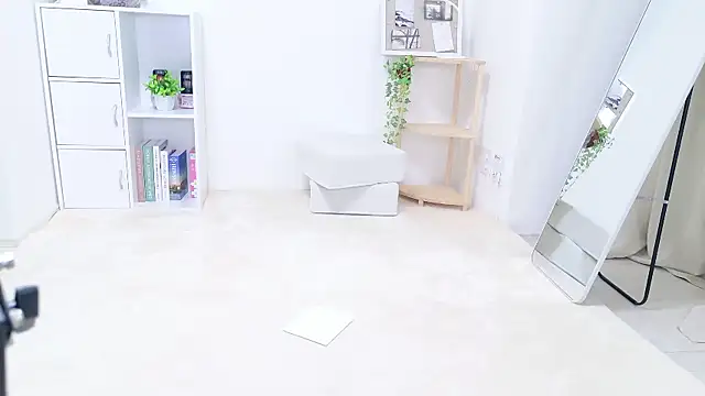 Snapshot of aki_zzz chatting on 11.09.25 aki zzz online show from 11.09.25