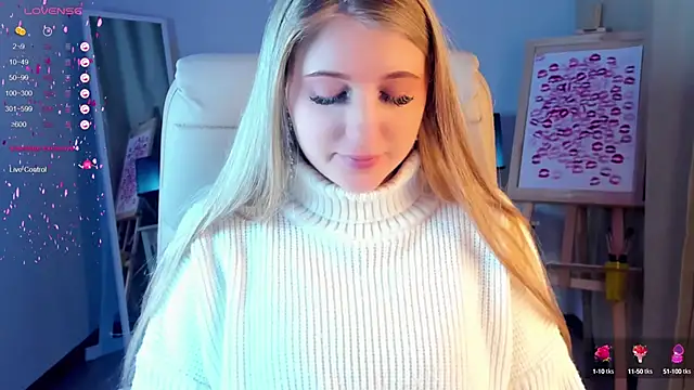 Snapshot of Evacadooo chatting on 02.28.25 Evacadooo online show from 02.28.25