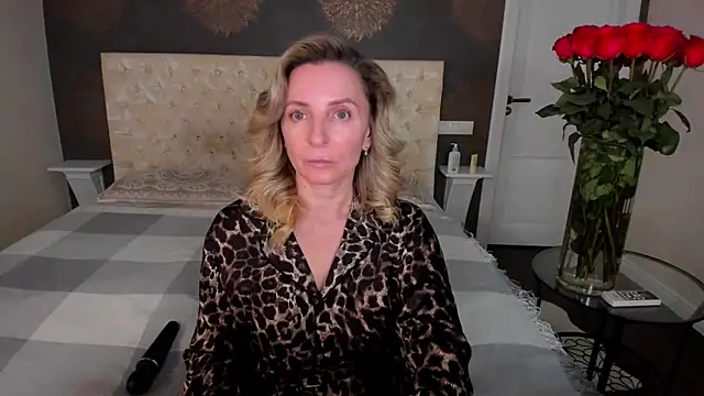 AllisonWilliams online show from 09.12.25