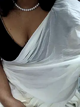 indian anu mallu online show from 03.12.25