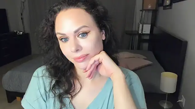 MollyCheiz online show from 09.10.25