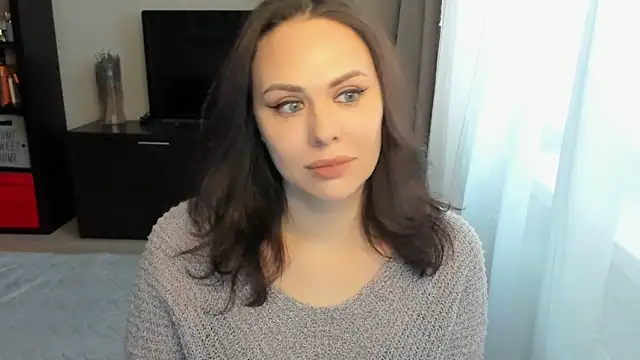 MollyCheiz online show from 11.24.25