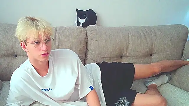 Ostin meow online show from 12.08.24