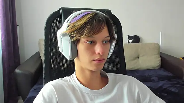 Ostin meow online show from 09.21.25