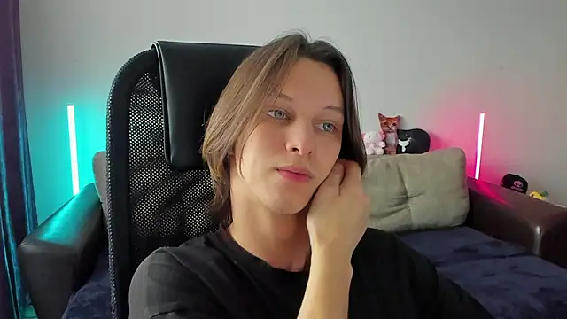 Ostin meow online show from 03.23.26