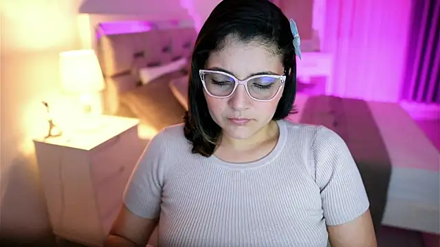 Camilaa bueno online show from 03.14.25