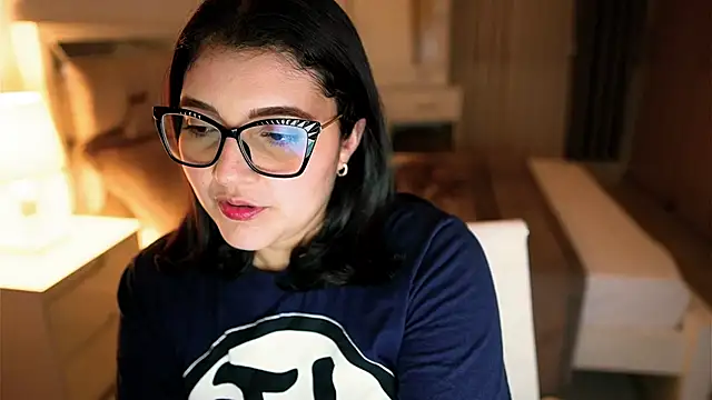 Camilaa bueno online show from 09.18.25