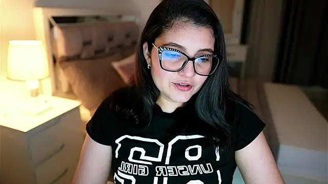 Camilaa bueno online show from 01.10.26