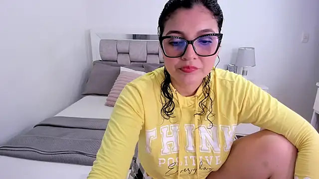 Camilaa bueno online show from 05.23.26