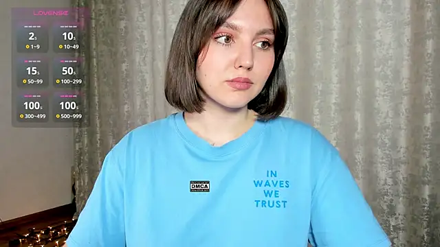 Snapshot of Hoot_owl_cb chatting on 03.12.25 Hoot owl cb online show from 03.12.25